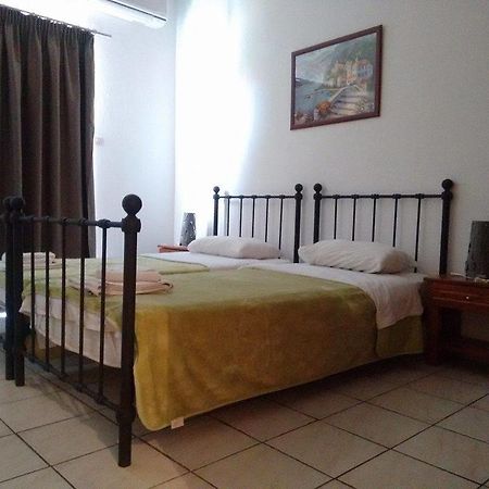 Eliza Studios And Apartments Pefkochori Extérieur photo